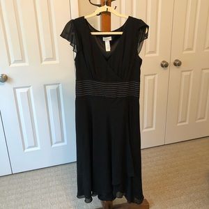 Liz Claiborne Black V-Neck Dress